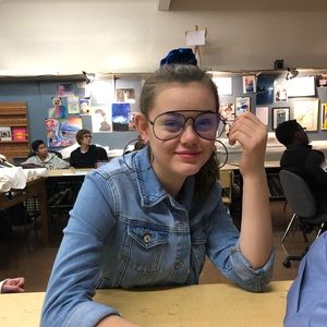 Meet your Posher, Michaela